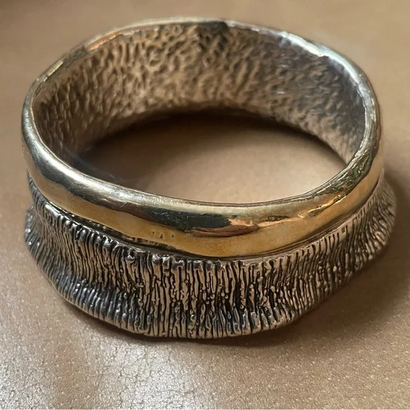 Signed vintage Lebitski 925 Sterling silver textured bangle cuff bracelet wave - Picture 4 of 10